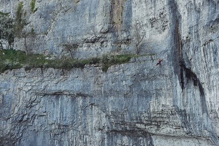 Mina Leslie-Wujastyk, Malham Cove - Mina Leslie-Wujastyk climbing Bat Route 8c at Malham Cove, England.