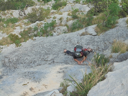 Vento di passioni, Monte Colodri, Arco - Marco Ghidini climbing the 7th pitch of Vento di passioni, Monte Colodri, Arco