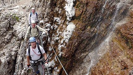 Dolomites: Sella vie ferrate and walks - Vallon - On the bridge which crosses the gully next to the waterfall