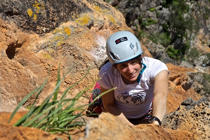 Via Spéléologie, Rif, Caiat massif , Morocco, Jasmin Biller, Armando Bodeo - Jasmin Biller on pitch 5 of Spéléologie (7a, 150m), Caiat massif, Morocco