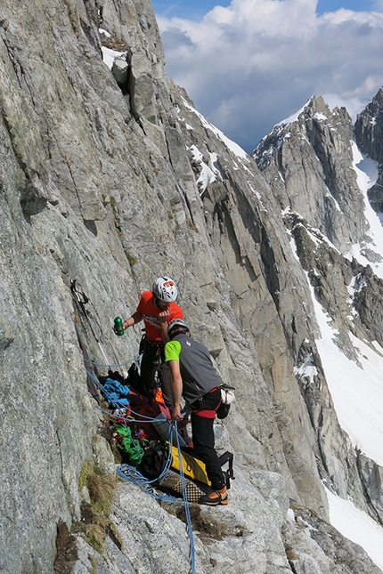 Monte Bianco di Presanella, Adamello - During the first ascent of Il Male di Vivere (300m , 45° M 7a+ (VIII+) R3, Paolo Baroldi, Francesco Salvaterra, Alessio Tait 02-03/06/2015), Monte Bianco di Presanella