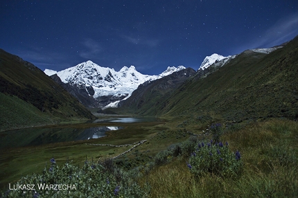 The Cordillera Huayhuash in Maravilloso Perú