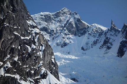 Alaska Mount Lucifer: John Frieh and Doug Shepherd climb Agua Sin Gas