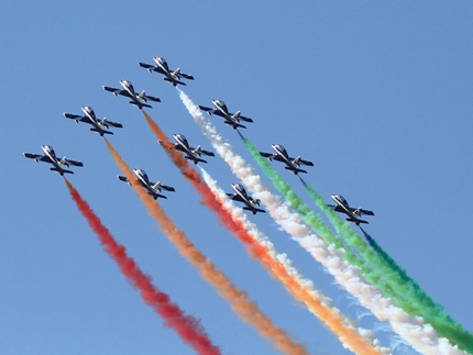 Cervino 2015 - 150 anni dalla conquista - Frecce Tricolori : il 10 luglio, la formazione acrobatica dell'Aeronautica Militare Italiana omaggerà il Cervino aprendo i festeggiamenti.