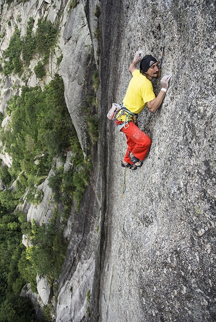 Io non ho paura, nuova via d'arrampicata sullo Scoglio della Metamorfosi (Val di Mello)