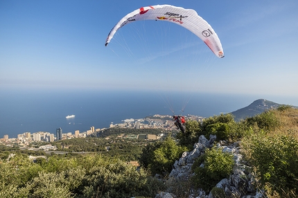 Red Bull X-Alps 2015 - Paul Guschlbauer (AUT1) performs at the finish during the Red Bull X-Alps Peille, France on July 14th 2015