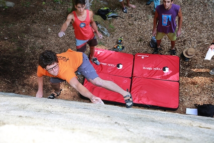 GraMitico 2015, Valle di Daone - Durante il secondo raduno boulder GraMitico, tenutosi in Valle di Daone il 11 - 12 luglio 2015