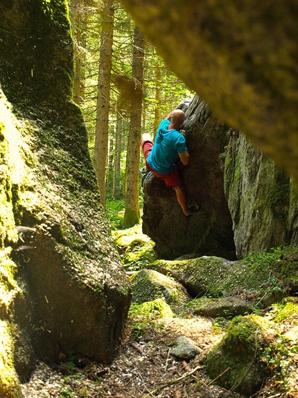 GraMitico 2015, Valle di Daone - Marzio Nardi al secondo raduno boulder GraMitico, tenutosi in Valle di Daone il 11 - 12 luglio 2015