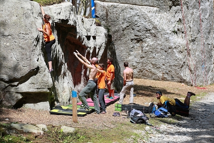 GraMitico 2015, Valle di Daone - Durante il secondo raduno boulder GraMitico, tenutosi in Valle di Daone il 11 - 12 luglio 2015