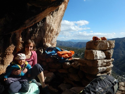 Gerovraxo, Leonidio, Greece, Simon Montmory - The sheltered cave at Gerovraxo, Leonidio, Greece