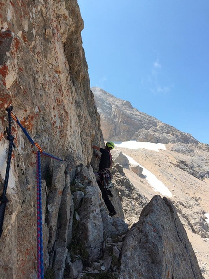 Ultimatum alla terra - Gran Sasso - Cristiano Iurisci sul primo tiro di VI