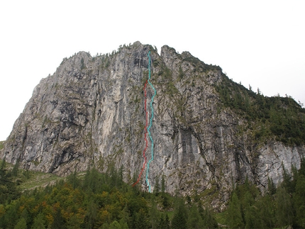 Sasso di Fontana Mora, Val Seriana - Sasso di Fontana Mora, Val Seriana. Red: Via 10 Blue: Via 60