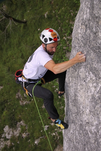 Sasso di Fontana Mora, Val Seriana - Davide Rottigni climbing Via 10, Sasso di Fontana Mora, Val Seriana