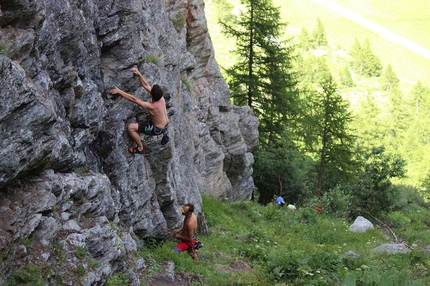 Croux, Valgrisenche, Valle d'Aosta - In arrampicata a Croux in Valgrisenche, Valle d'Aosta.