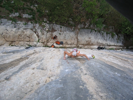 Ricardo Scarian frees Adidas 8b+ at Ranzo and repeats Thin Ice 8c at Terlago