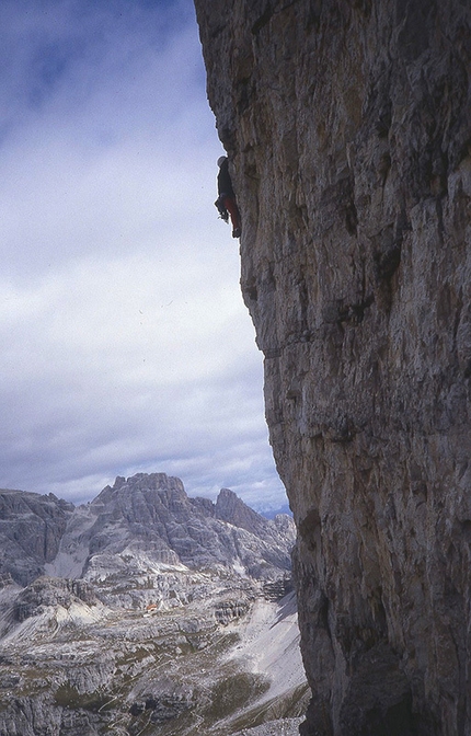 Coffee break #15 - Il vuoto sotto - Via Cassin, Cima Ovest di Lavaredo