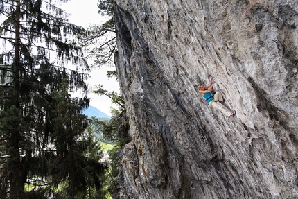 Angela Eiter - Austrian rock climber Angela Eiter in action