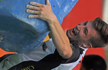 IFSC World Youth Championships - Campionati Mondiali Giovanili di Arrampicata Sportiva: durante le qualifiche del boulder maschile