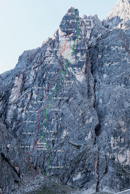Einserkofel, Fischleintal, Dolomites - Red: Weg der Neugier (IX-, 500m, Hannes Pfeifhofer, Lisi Steurer, Markus Tschurtschenthaler 2015). Green: Gedankenreise (VIII+, Pfeifhofer, Tschurtschenthaler 2014), Einserkofel north face, Fischleintal, Dolomites
