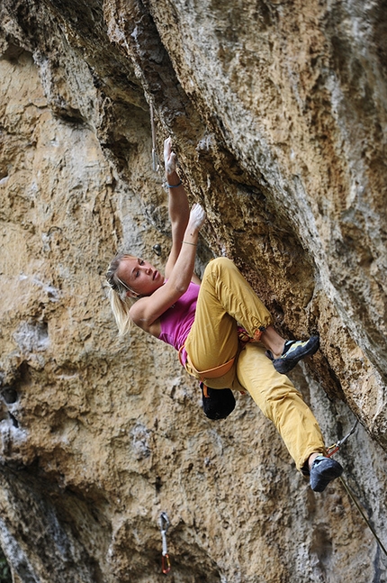 Frasassi Climbing Festival 2015 - Frasassi Climbing Festival 2015 - Federica Mingolla, Valgiubola