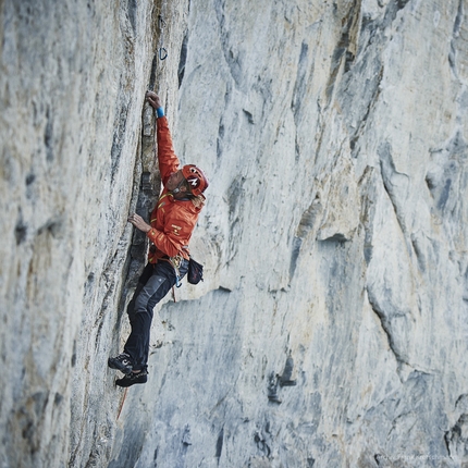 Odyssee, Eiger north face, Roger Schaeli, Robert Jasper, Simon Gietl - Robert Jasper on pitch 8 of Odyssee, Eiger north face