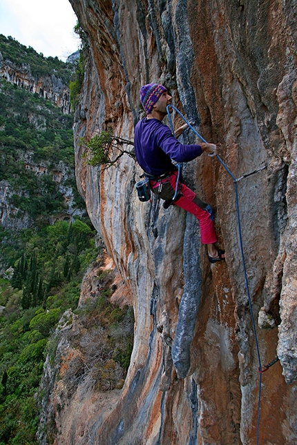 Kyparissi, Grecia - Yiannis Torelli su Jerome the Gangster 7c+, Kyparissi, Grecia