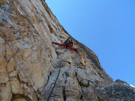 Maja Vidmar in Dolomiti - Sulla Comici - Dimai alla parete Nord della Cima Grande delle Tre Cime di Lavaredo (Dolomiti)