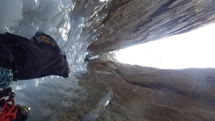 Marc-Andre Leclerc, Aguja Standhardt, Patagonia - Marc-Andre Leclerc free soloing the routes Tomahawk and Excocet up Aguja Standhardt, Patagonia