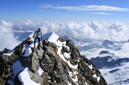 Ueli Steck, #82summits - Ueli Steck e le 82 quattromila delle Alpi: Piz Bernina Biancograt