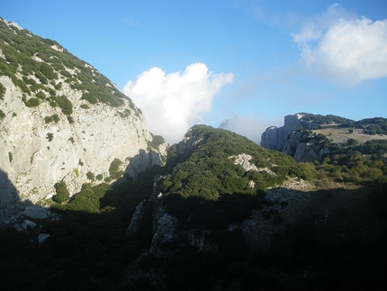 Heroes, Pizzo Campana, Sicilia, Massimo Flaccavento, Giorgio Iurato - Grande ambiente nei dintorni del Pizzo Campana