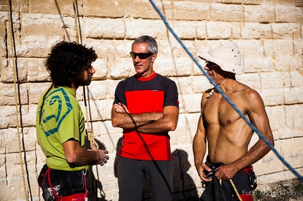 L’Acqua e la roccia, meeting di arrampicata a Monteleone Roccadoria (Sardegna) - Durante la 10° edizione di L’Acqua e la roccia, il meeting di arrampicata a Monteleone Roccadoria (Sardegna)