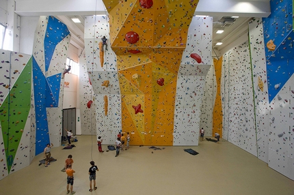 Sicurezza in arrampicata sportiva: s'inizia dalle piccole grandi cose - Palestra di arrampicata King Rock Verona