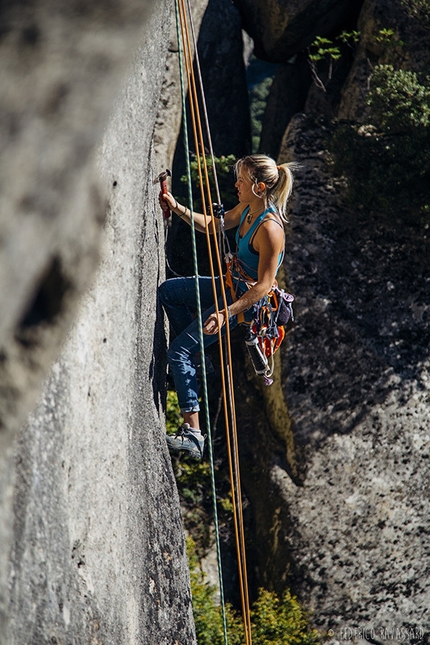 Basilicata climbing Castelmezzano, Pietrapertosa - Basilicata stray rocks climbing expedition