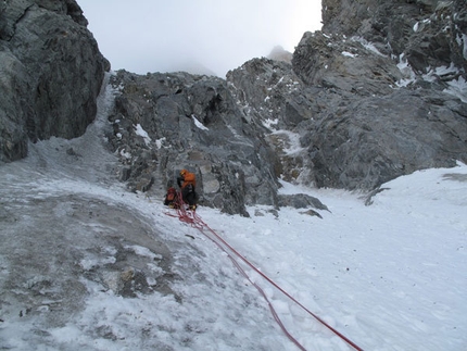 Dente del Gigante - Goulotte Nord - Enrico Bonino alla base del primo tiro