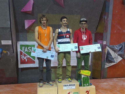 Campionato Italiano Boulder 2015 Modena - Podio maschile del Campionato Italiano Boulder 2015 Modena: Michael Piccolruaz (2), Danilo Marchionne (1) e Alessandro Palma (3)