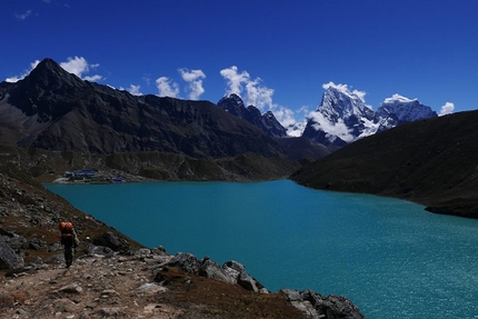 Dazampa Tse, Nepal - Dazampa Tse  (6293m) Nepal: À la verticale de la peine (17/10/2015 & 18/10/2015 Mathieu Détrie, Julien Dusserre, Pierre Labbre, Mathieu Maynadier.