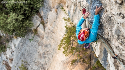 Monte Cimo, Nicola Tondini - Nicola Tondini climbing pitch 3 (8a) of Destini Incrociati