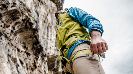 Monte Cimo, Nicola Tondini - Nicola Tondini at the start of The Edge, first ascended together with Luca Montanari on Sass Mesdì, Monte Cimo © Enrico Veronese