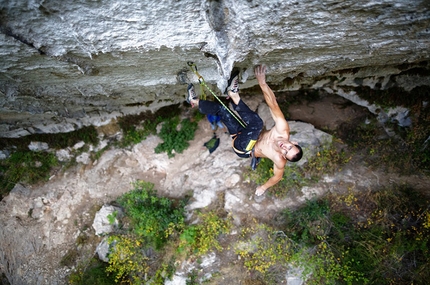 Petr Blaha ripete Abysse alle Gorges du Loup in Francia