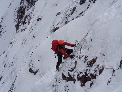 Tomas Franchini, Silvestro Franchini - La Divina Providencia, Nevado Churup in Peru (M7, 650m Tomas Franchini, Silvestro Franchini 02/06/2015)