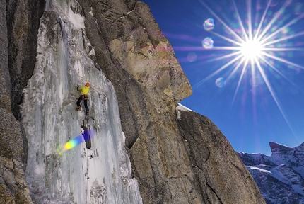 Cerro Kishtwar, Chomochior, Kishtwar, Hayden Kennedy, Urban Novak, Manu Pellissier, Marko Prezelj - Durante la prima salita della parete est di Cerro Kishtwar