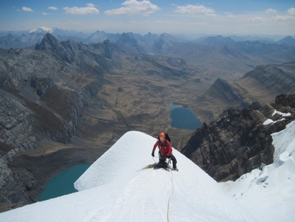 Jirishanca Chico, Peru - Making the first ascent of the Via dei Ragni  (D+, 400m) up Jirishanca Chico in Peru (Silvano Arrigoni, Lorenzo Festorazzi, 08/08/2015).