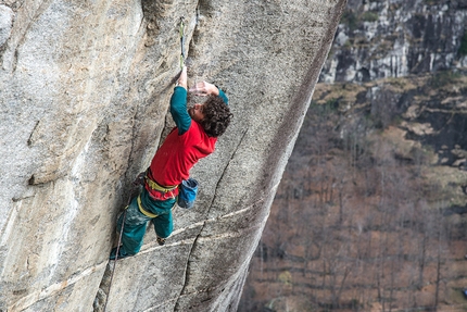 Jacopo Larcher, Osso - Jacopo Larcher repeating Lapoterapia 8c at Osso (VB)