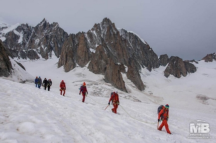 Monte Bianco Sfida Verticale - Monte Bianco Sfida Verticale