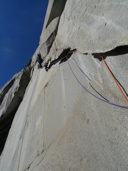 Yosemite, Secret Passage, Pete Whittaker, Dan McManus - Pete Whittaker climbing The Secret Passage, Yosemite