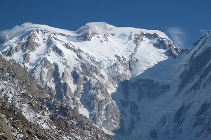 Nanga Parbat, Simone Moro, Tamara Lunger, Hansjörg Lunger - Nanga Parbat (8125m).