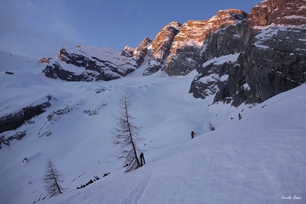 Antelao, Dolomiti, Canalone Oppel, Carlo Cosi, Giovanni Zaccaria - Antelao Canalone Oppel: alba nel cuore dell'Antelao. Canale Menini sulla sinistra e Canalone Oppel sulla destra