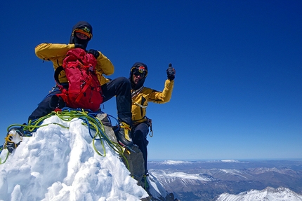 Cerro San Lorenzo, Patagonia, Dejan Koren, Boštjan Mikuž, Rok Kurinčič, Domen Petrovčič, Domen Kastelic - Cerro San Lorenzo, No Fiesta (Dejan Koren, Rok Kurinčič & Boštjan Mikuž, ED+, 1600m 20-21/11/2015).