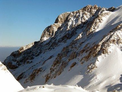 Gran Sasso Corno Piccolo shoulders as a winter prelude... by Massimo Marcheggiani