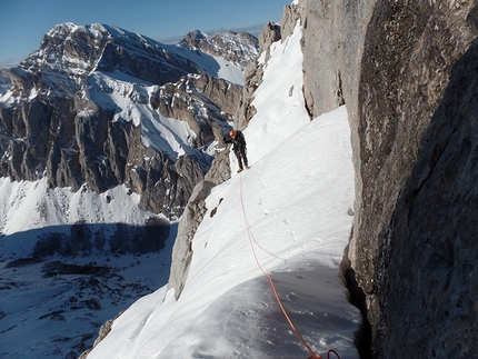 Gran Sasso: Tre Spalle Corno Piccolo enchainment - The traverse towards the first shoulder